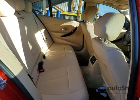 2013 BMW 320 I xDrive z USA, uszkodzony, nr VIN WBA3C3C5XDF982052